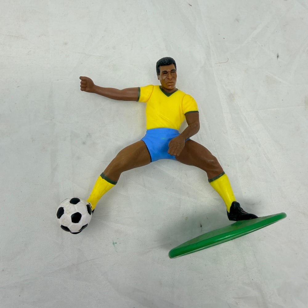 Vintage 1997 Kenner Pele Soccer Action Figure Brazil Legend Collectible Toy